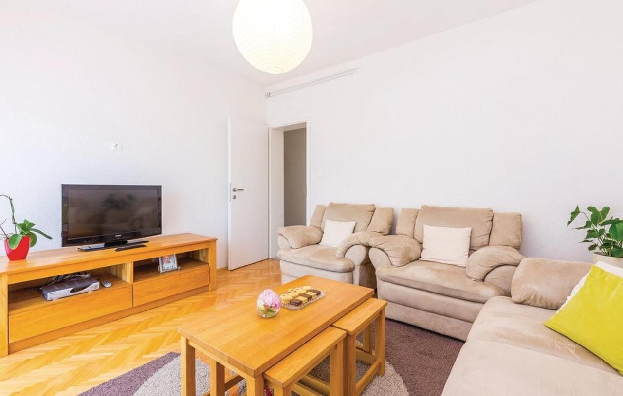 Big White Apartment Novi Vinodolski Dış mekan fotoğraf