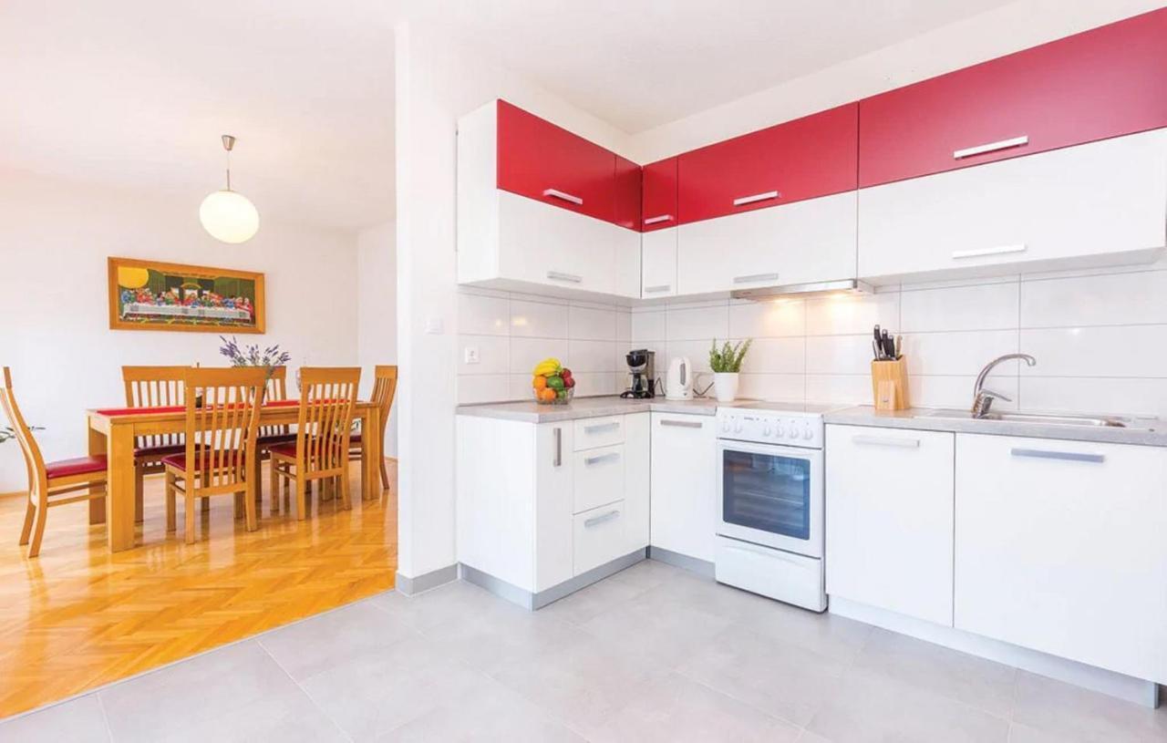 Big White Apartment Novi Vinodolski Dış mekan fotoğraf
