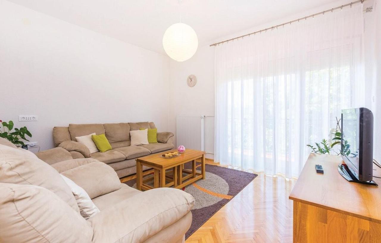 Big White Apartment Novi Vinodolski Dış mekan fotoğraf