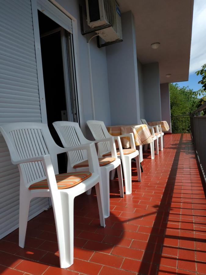 Big White Apartment Novi Vinodolski Dış mekan fotoğraf